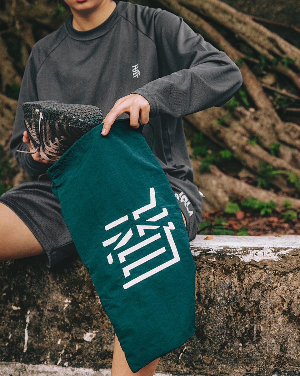 Logo Cross-Body Sling Bag - Isla Athletic | 香島躰育 Hong Kong Basketball Heritage