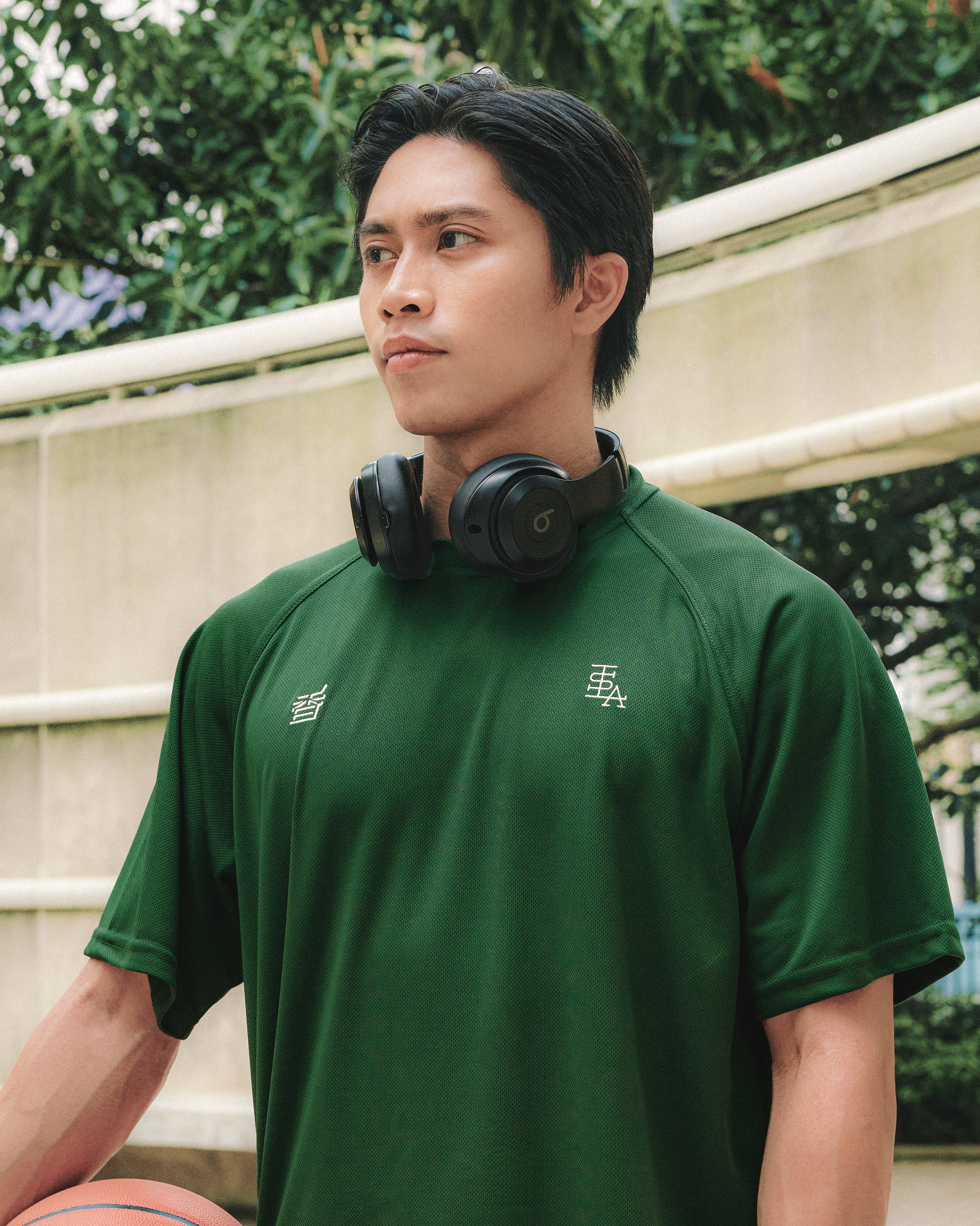 Logo Athletic Tee - Isla Athletic | 香島躰育 Hong Kong Basketball Heritage