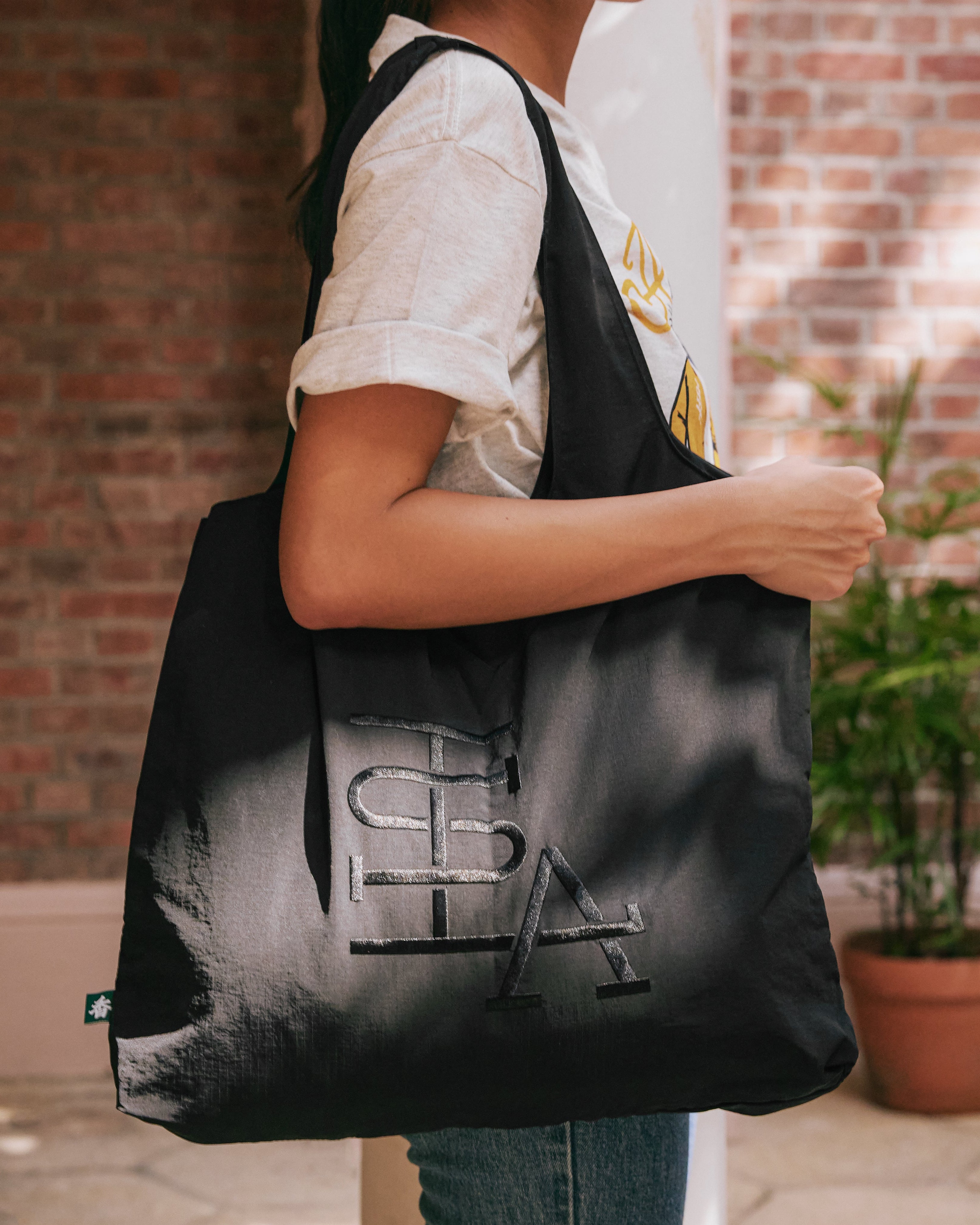Anniversary Packable Tote - Isla Athletic | 香島躰育 Hong Kong Fashion Heritage