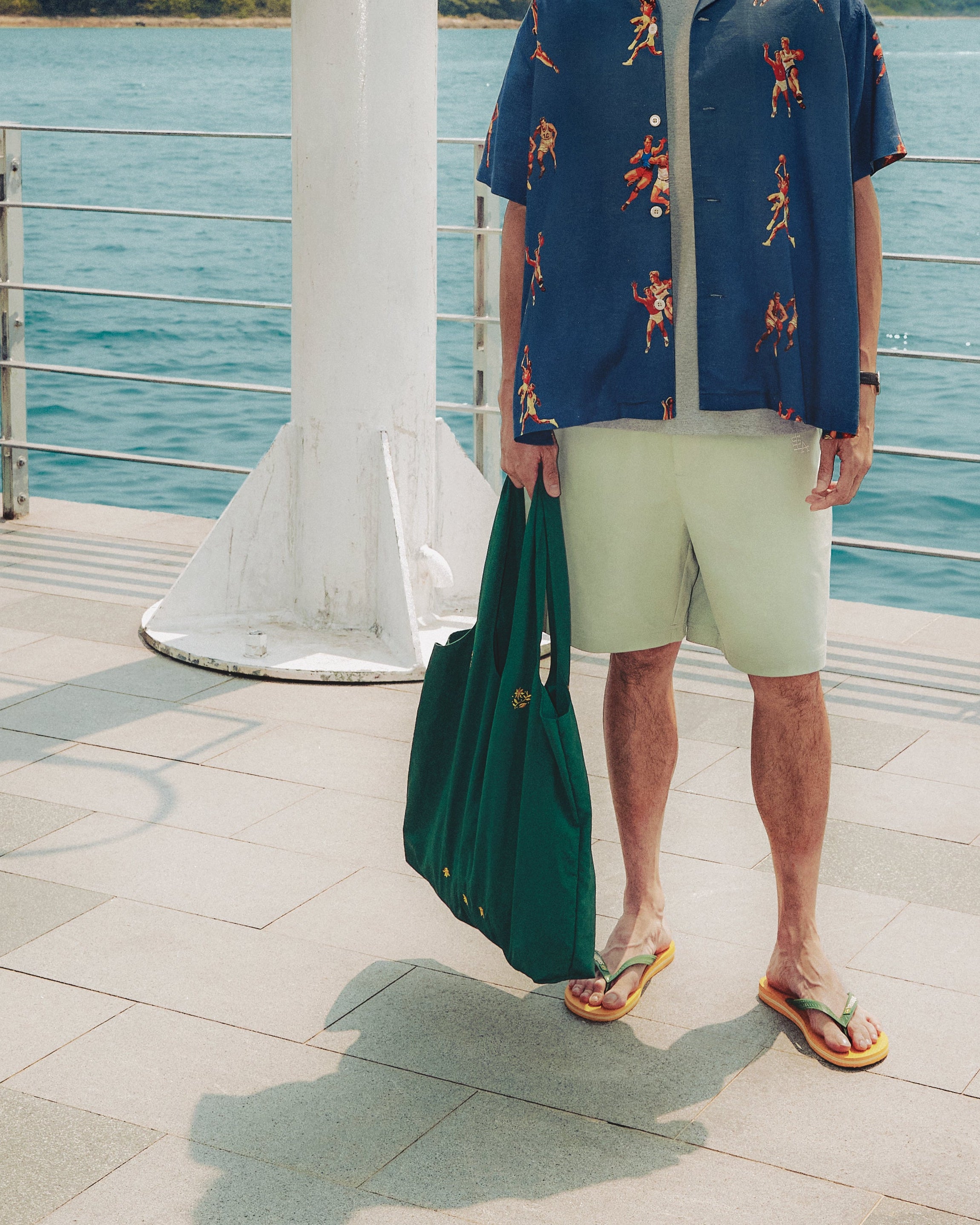 Isla Athletic I 香島躰育 Packable Crest Tote Hong Kong Heritage Design