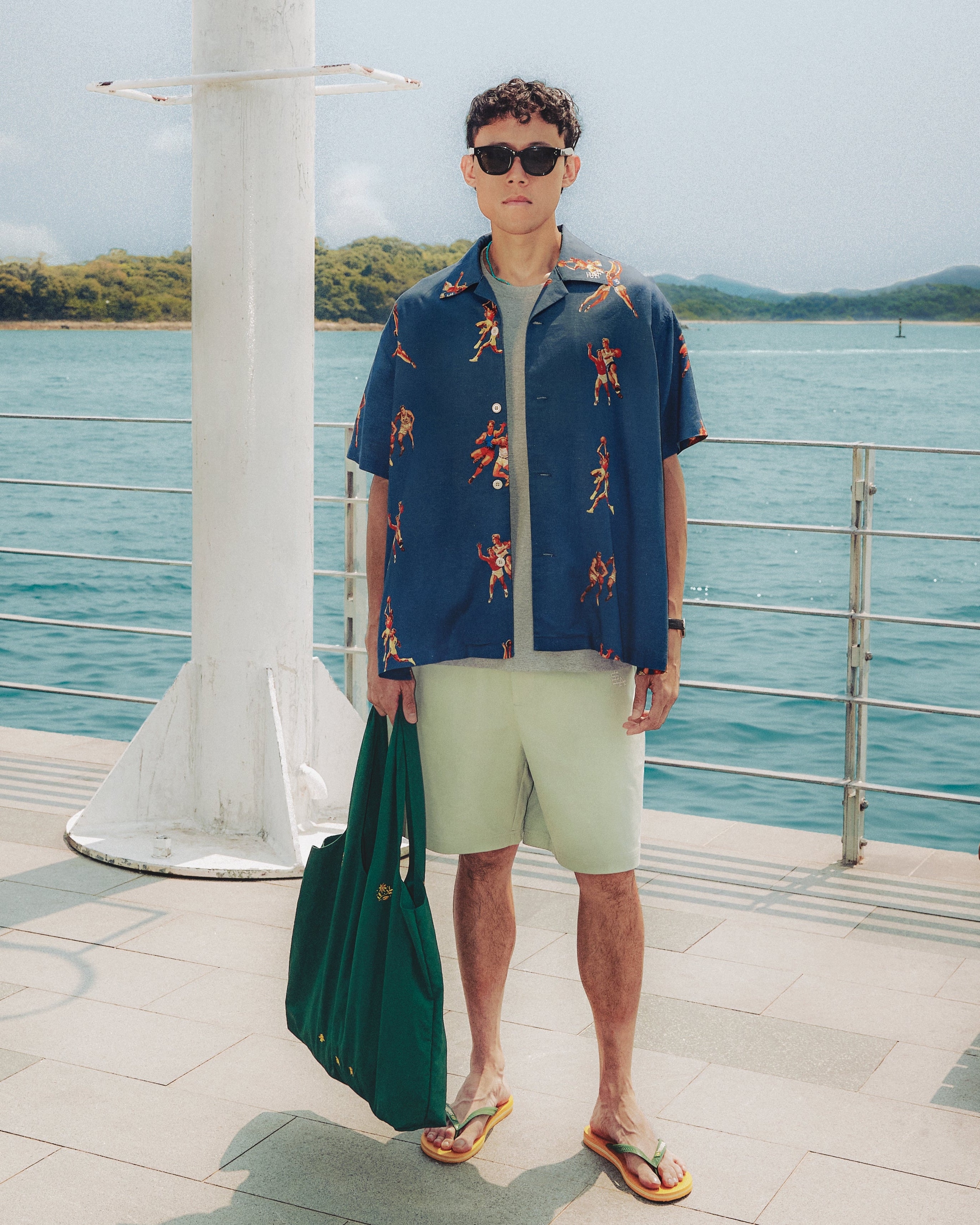 Basketball Sportsmen Leisure Shirt - Isla Athletic | 香島躰育 Hong Kong Basketball Fashion Heritage