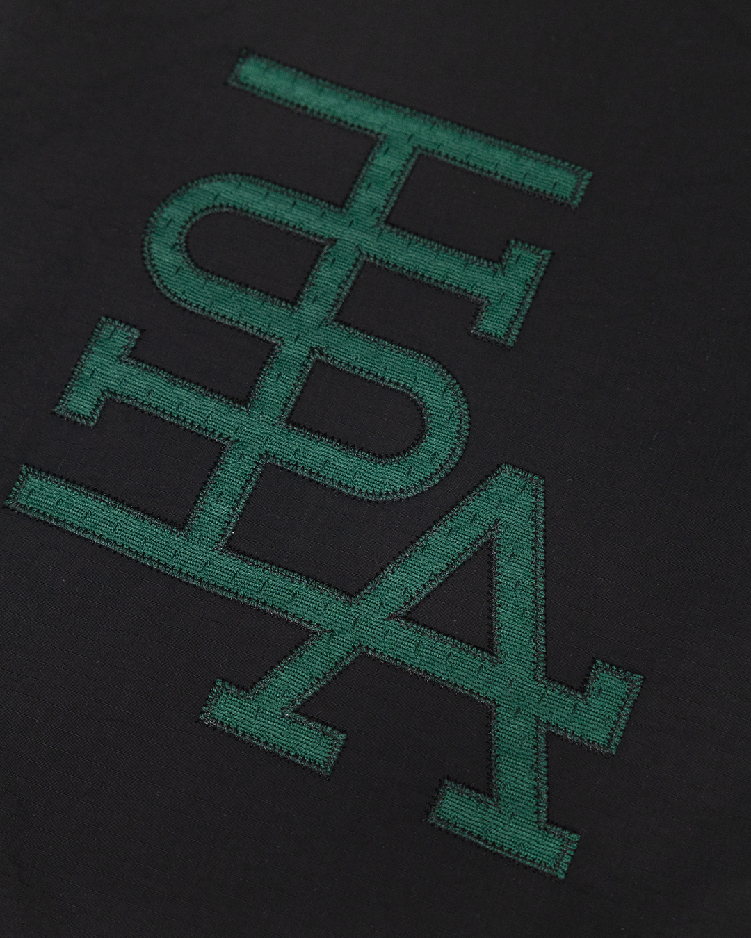 Logo Cross-Body Sling Bag - Isla Athletic | 香島躰育 Hong Kong Basketball Heritage